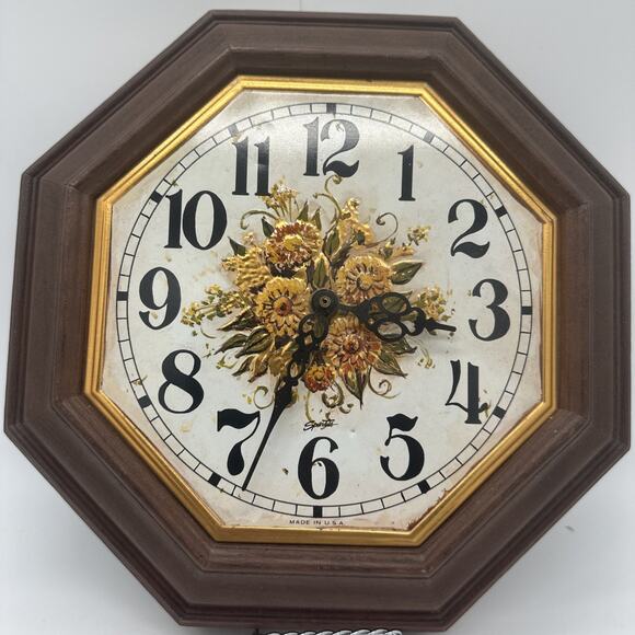 Vintage Spartus Wall Clock Gold Floral Cottage Faux Wood Frame Battery Operated - Picture 1 of 7